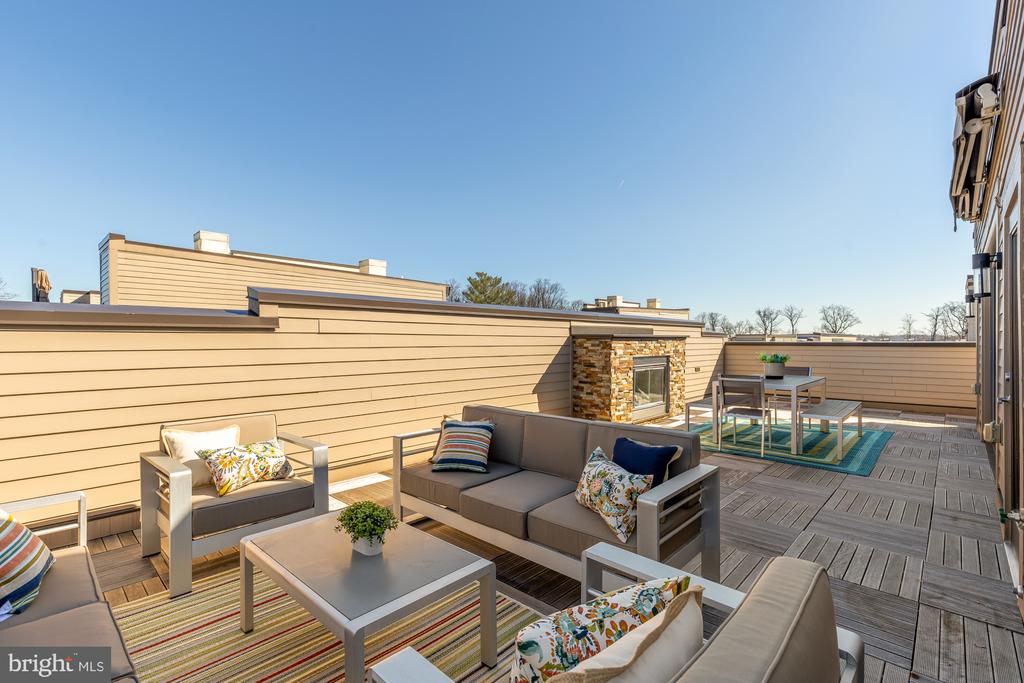 153 WINSOME CIRCLE