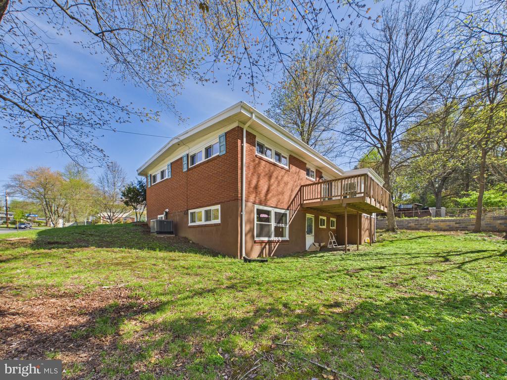 622 MCINTYRE ROAD