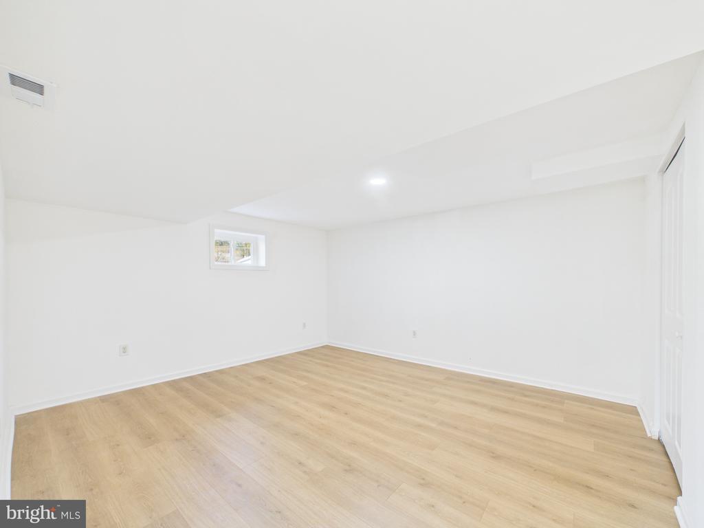622 MCINTYRE ROAD