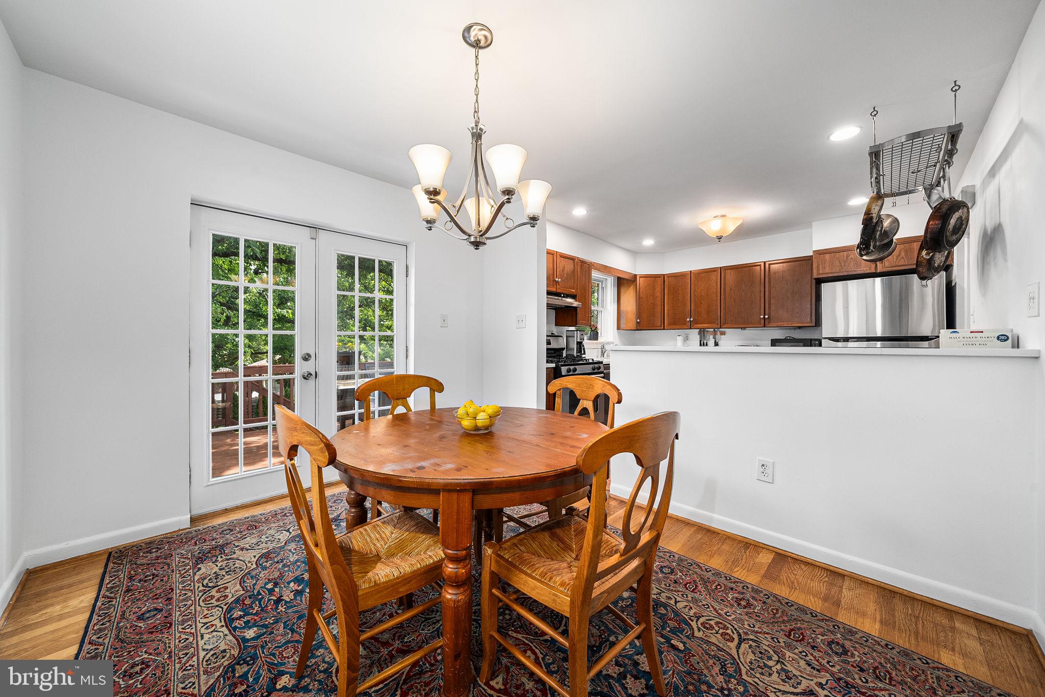 2305 PEGGY LANE