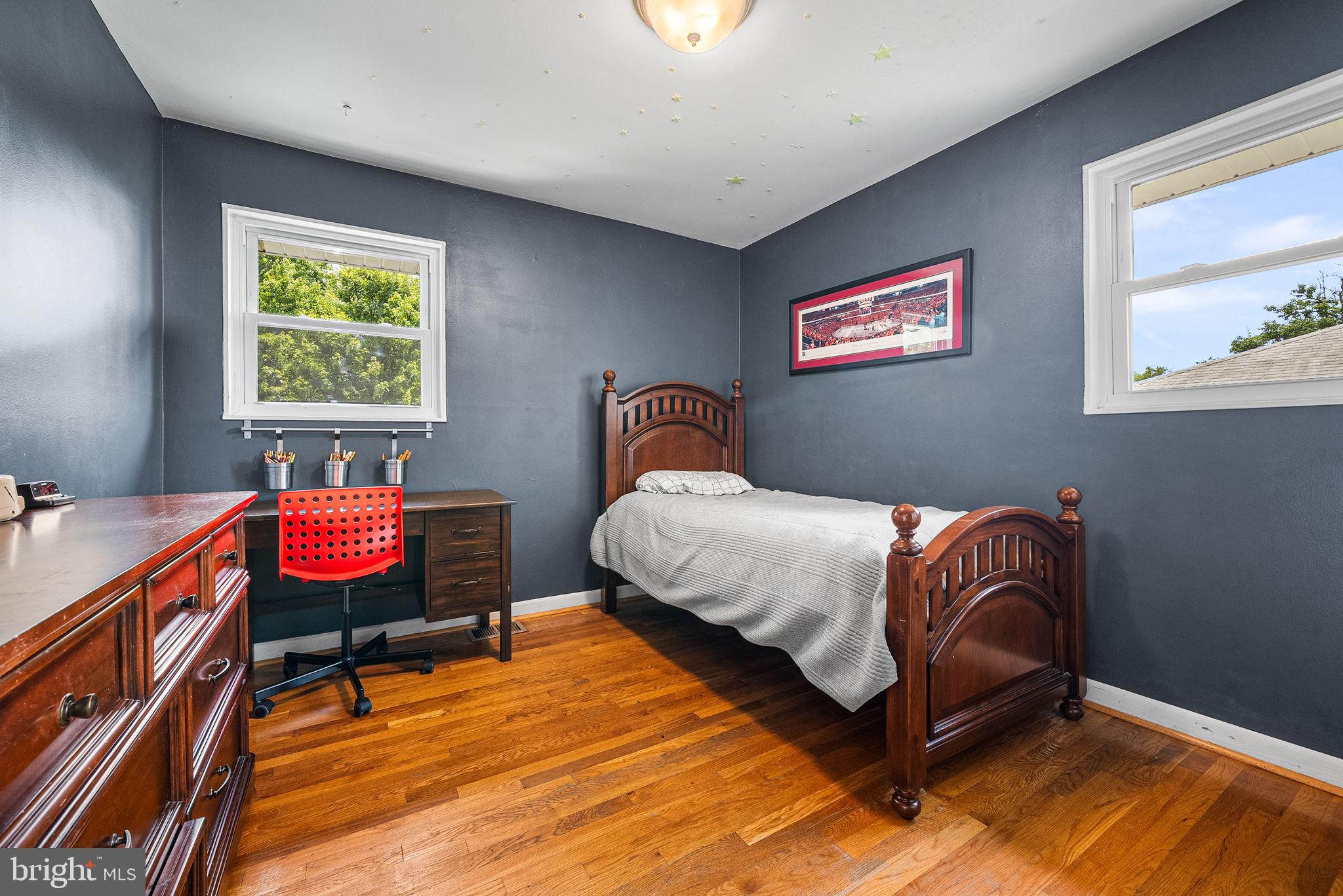 2305 PEGGY LANE