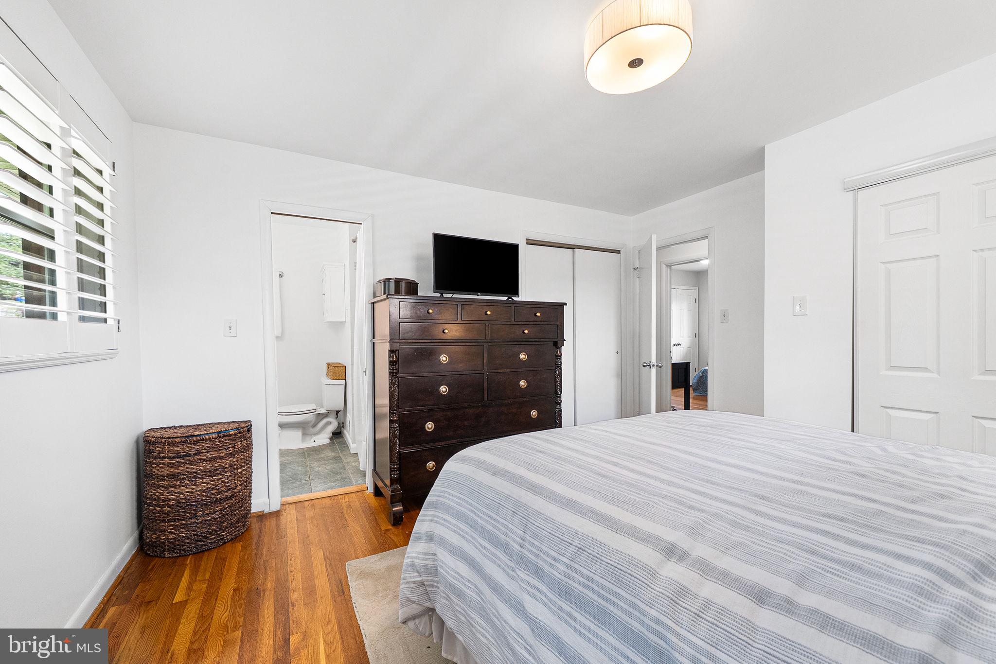 2305 PEGGY LANE