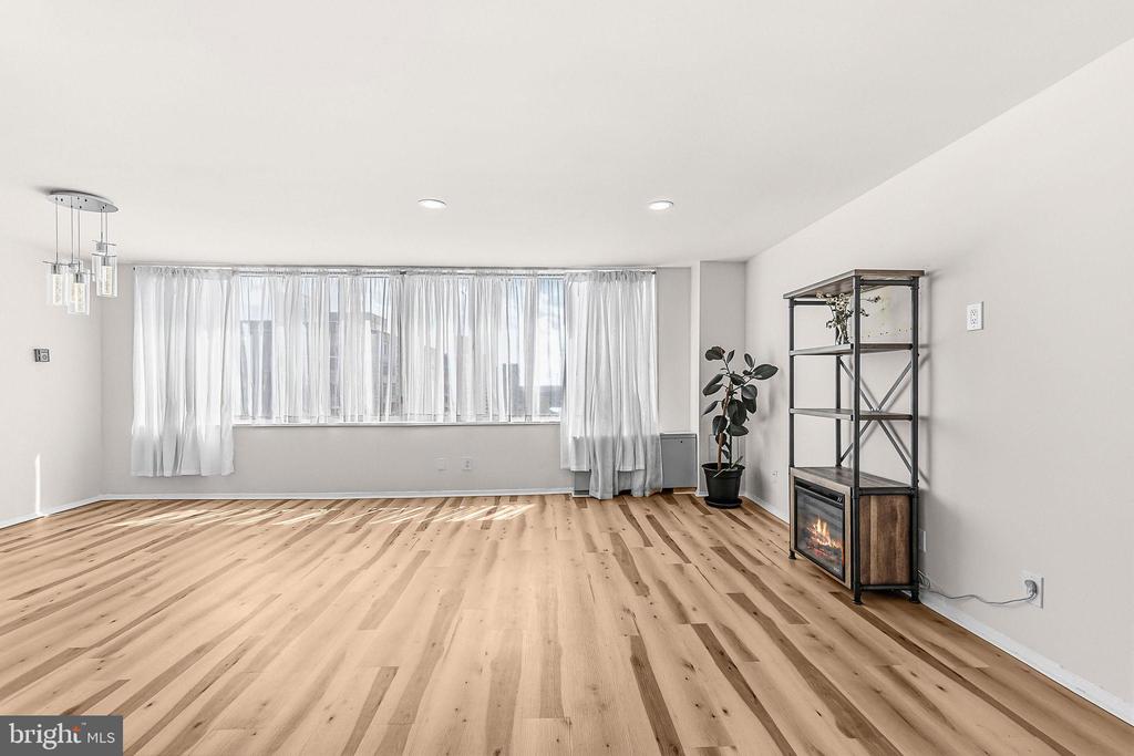11801 ROCKVILLE PIK Unit: 1706
