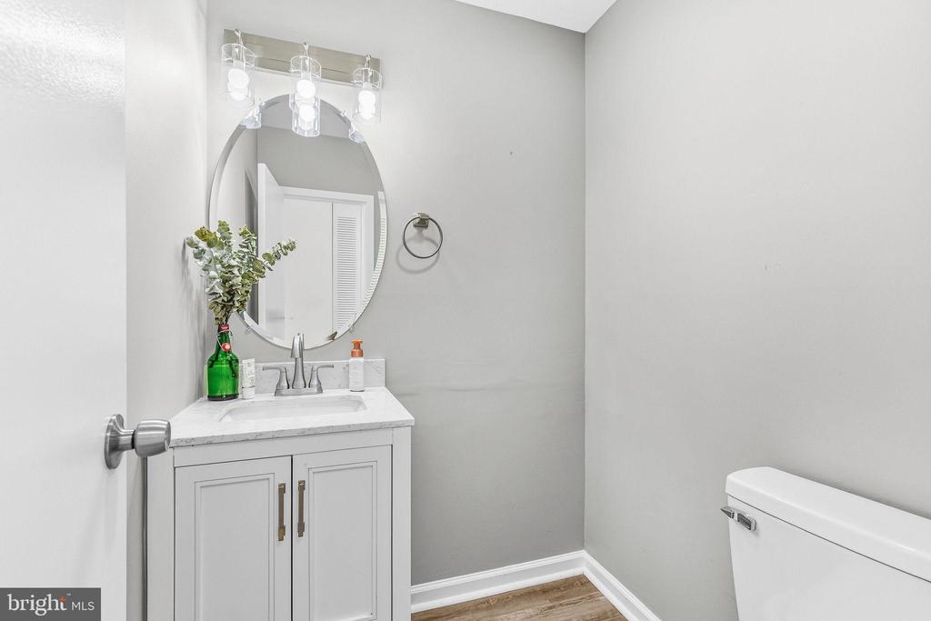 11801 ROCKVILLE PIK Unit: 1706
