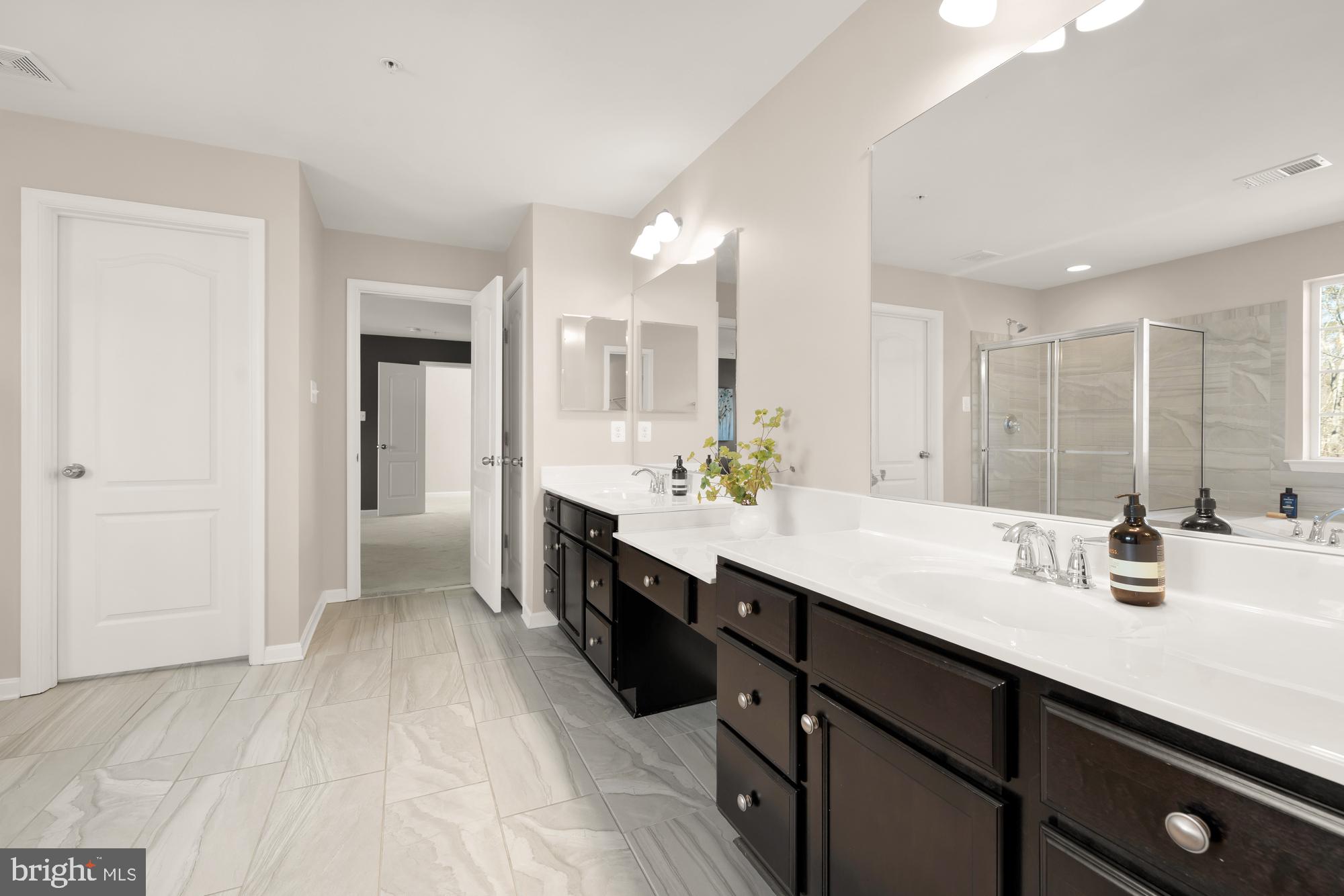 1306 Dania Dr