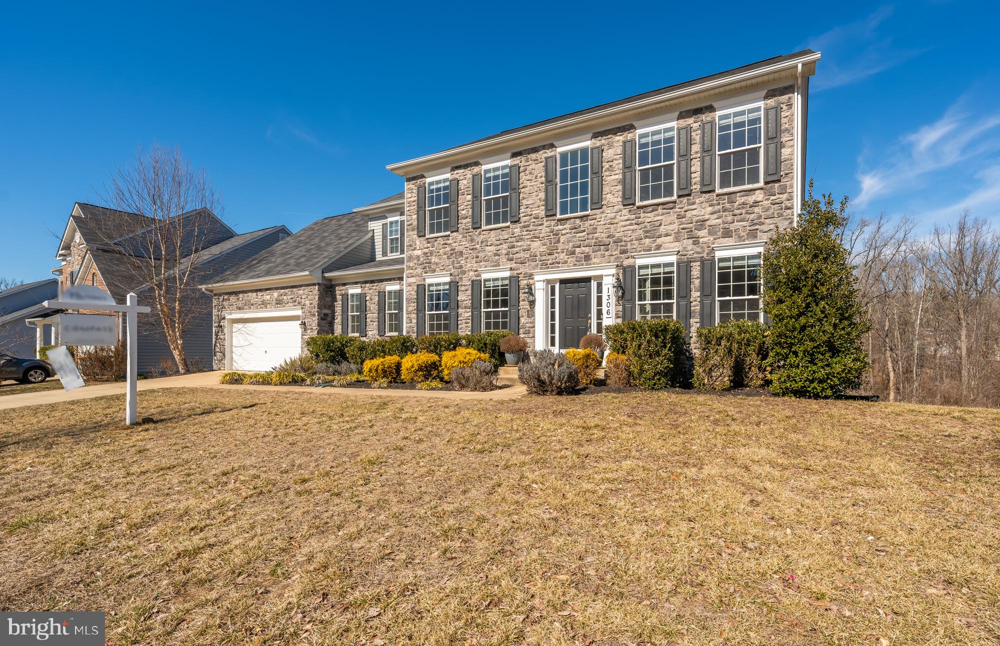 1306 Dania Dr