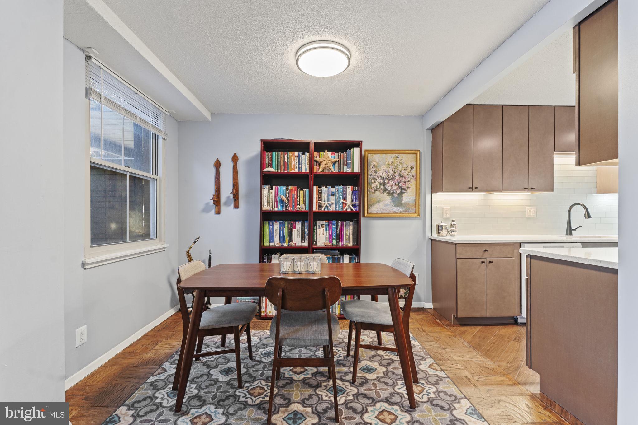 2030 N Adams St #602