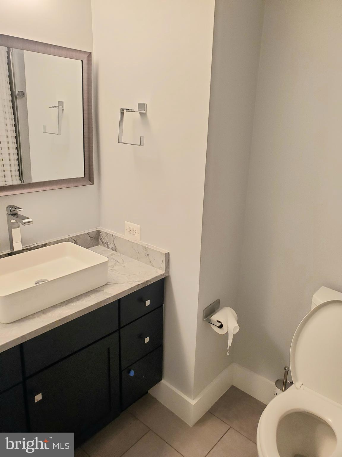 1300 CRYSTAL DR #505S