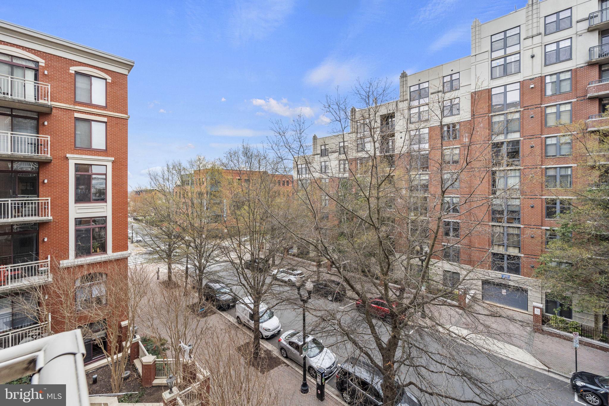 1201 N Garfield St #405