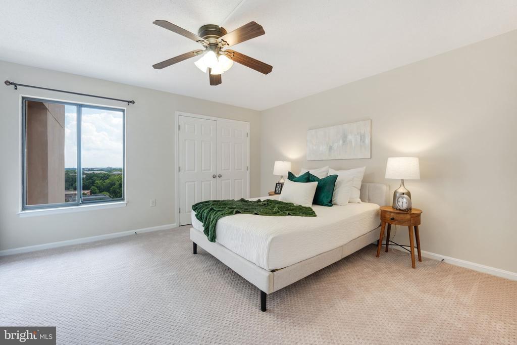 1301 N Courthouse Rd #1601