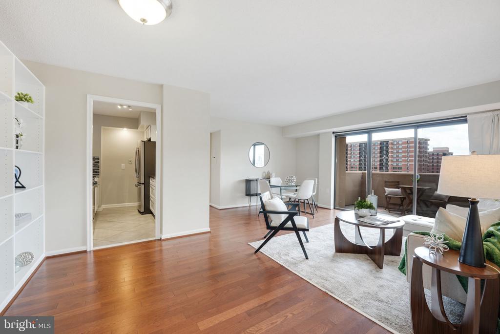 1301 N Courthouse Rd #1601