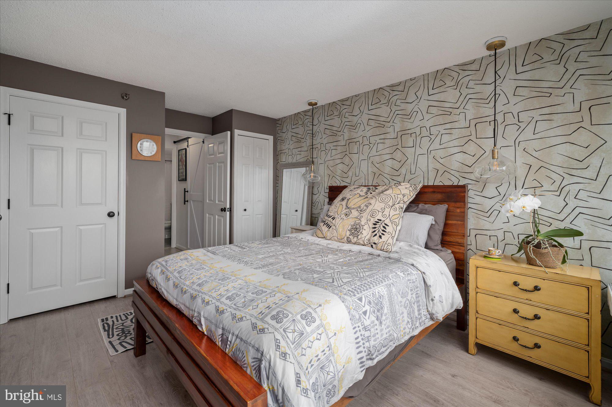 1301 N Courthouse Rd #1404