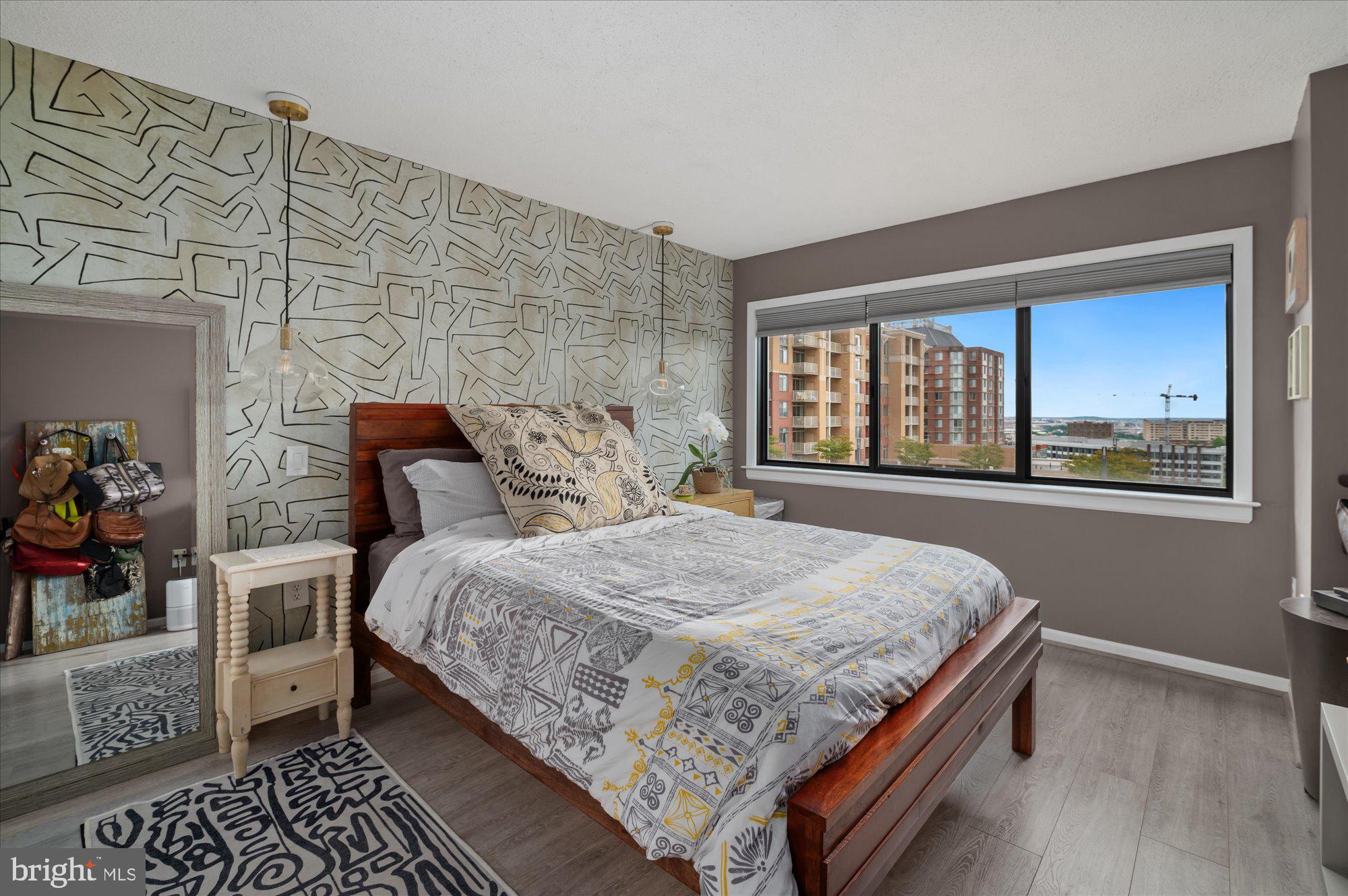 1301 N Courthouse Rd #1404