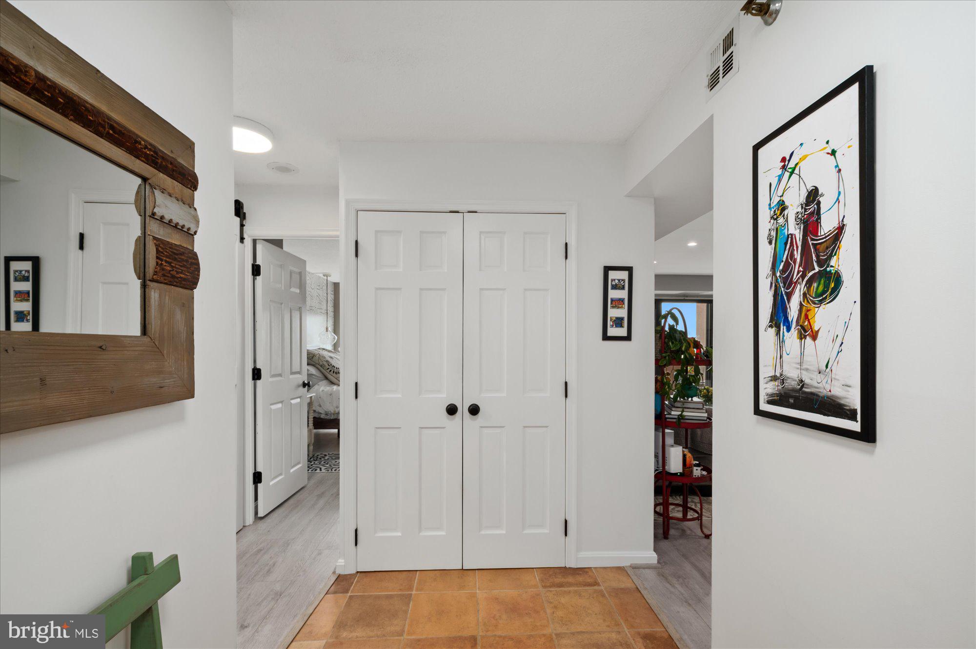 1301 N Courthouse Rd #1404