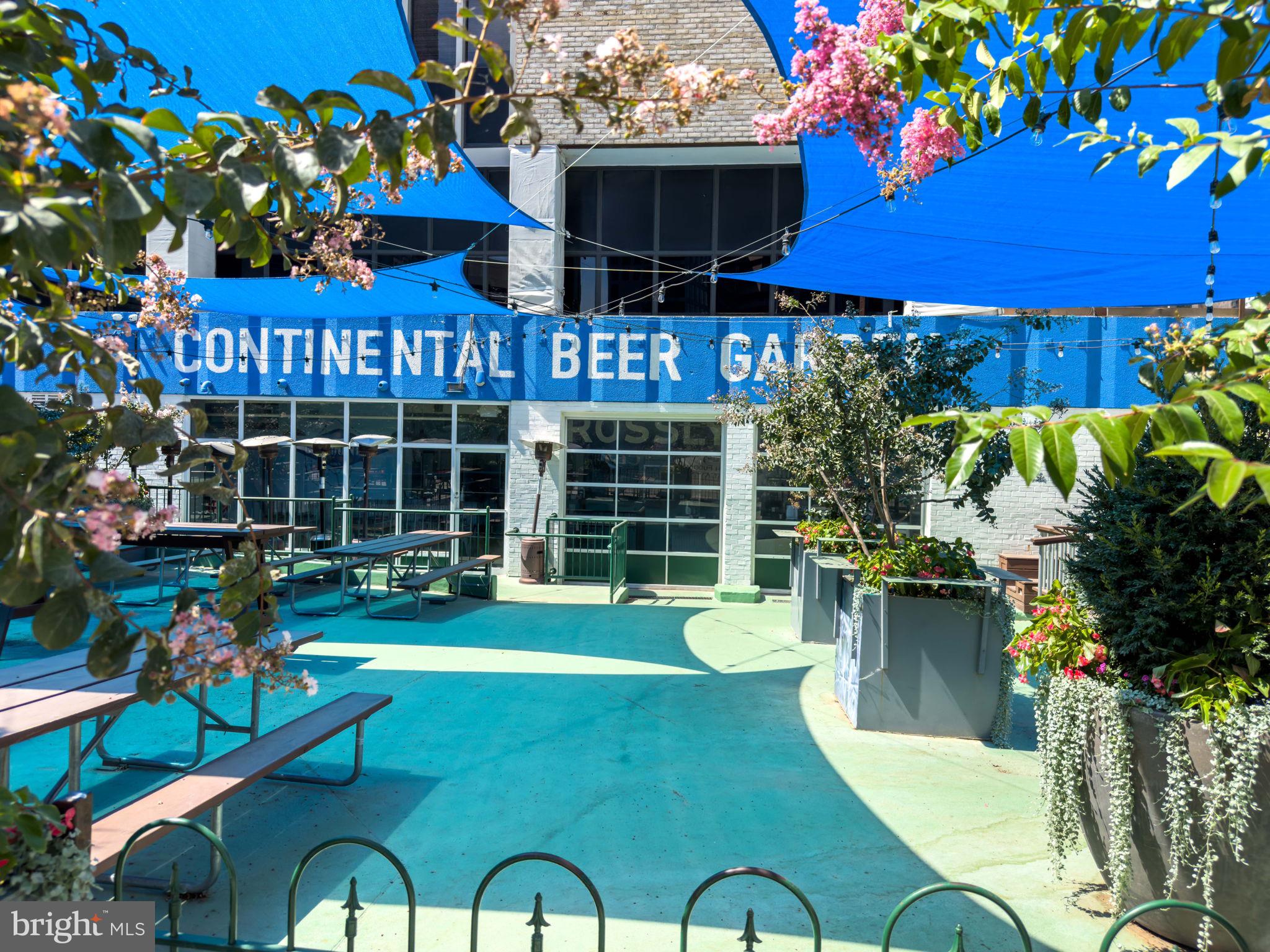 1301 N Courthouse Rd #1404