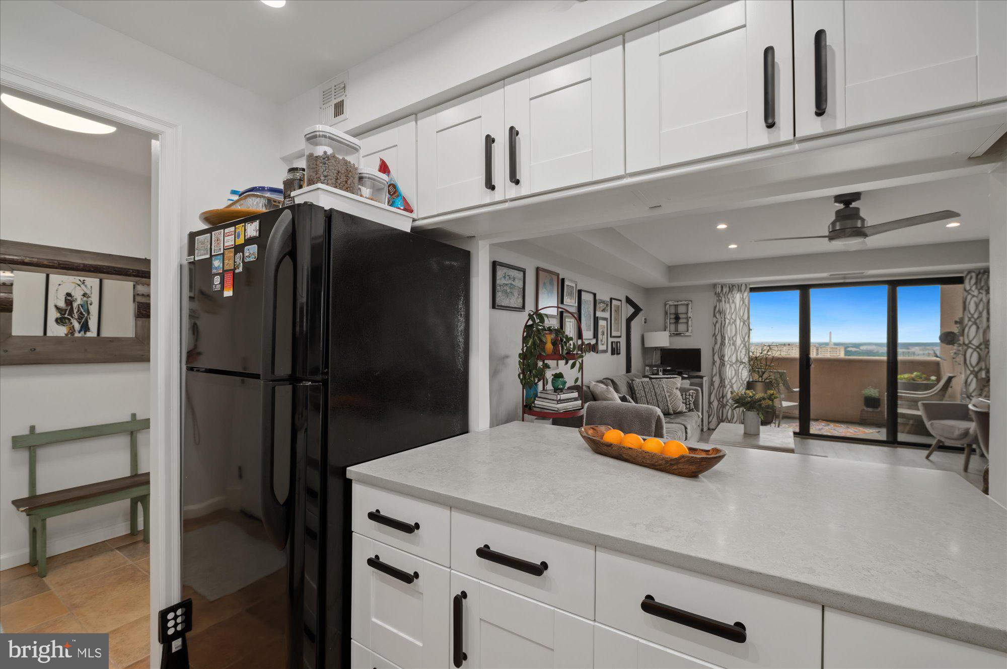 1301 N Courthouse Rd #1404