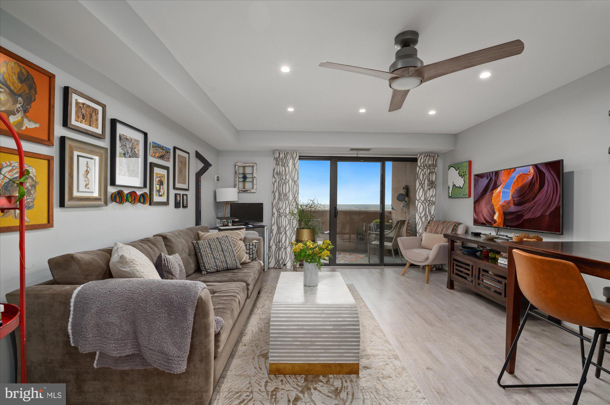 1301 N Courthouse Rd #1404