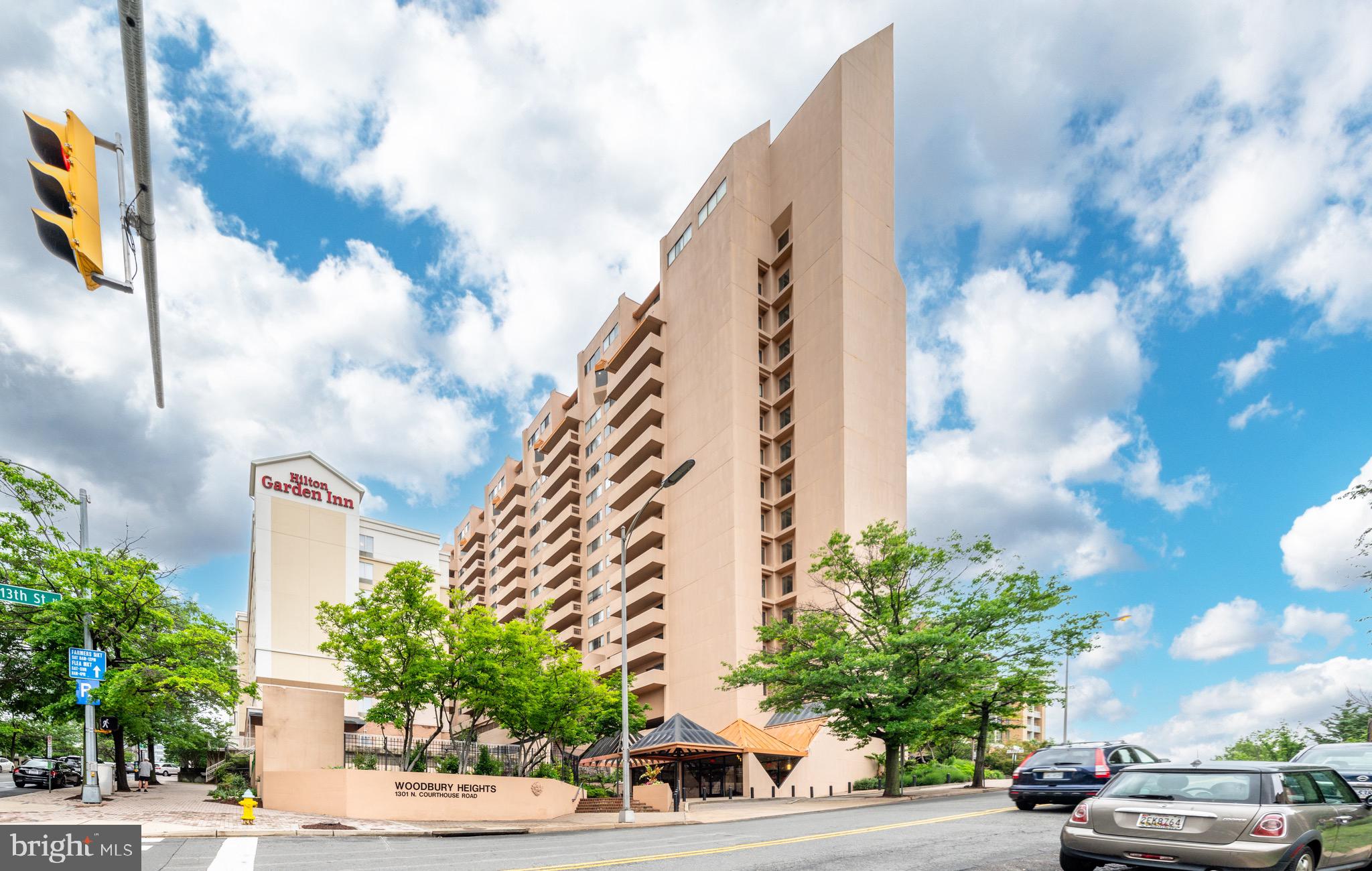 1301 N Courthouse Rd #1404