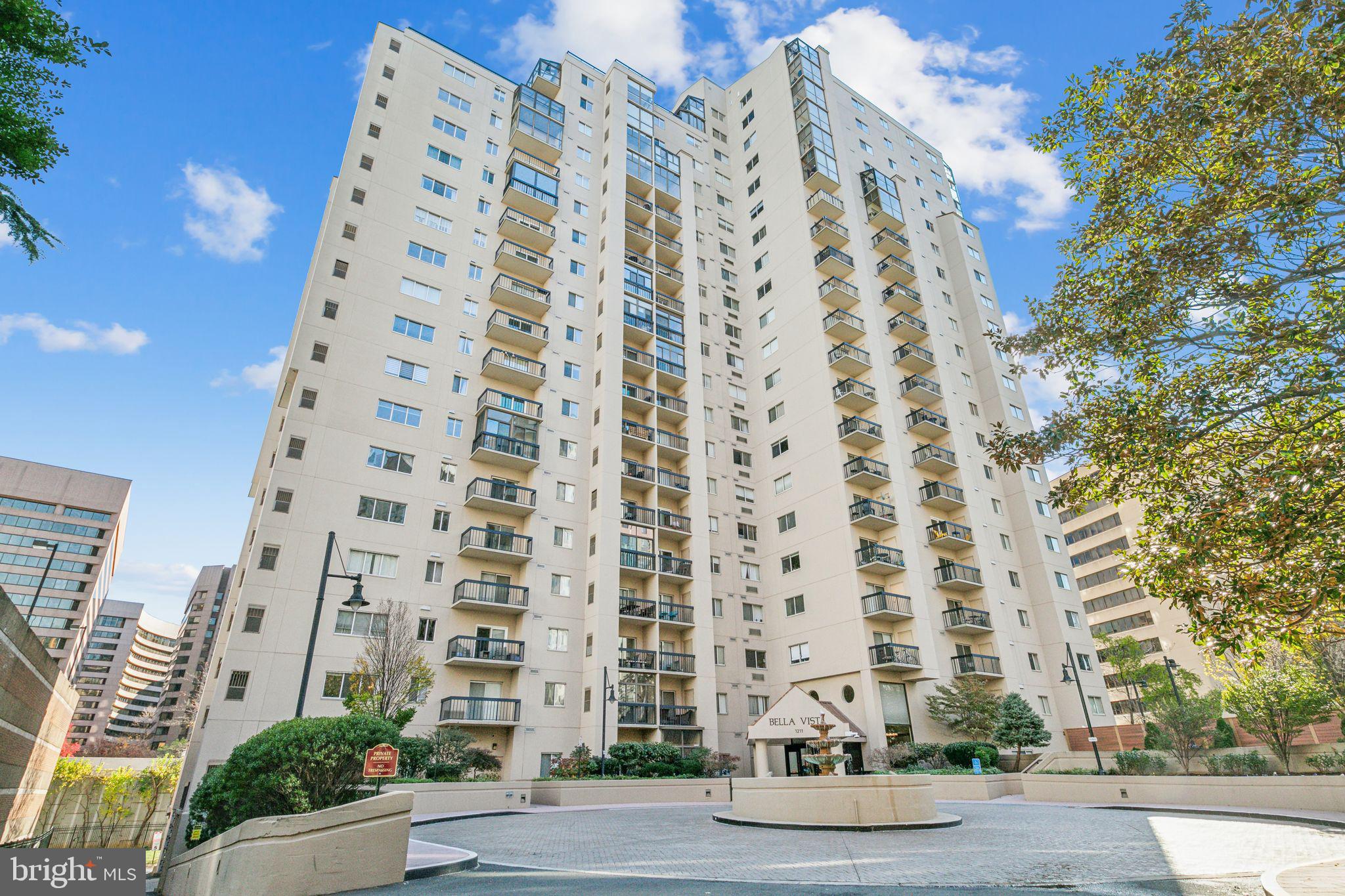 1211 S Eads St #1211