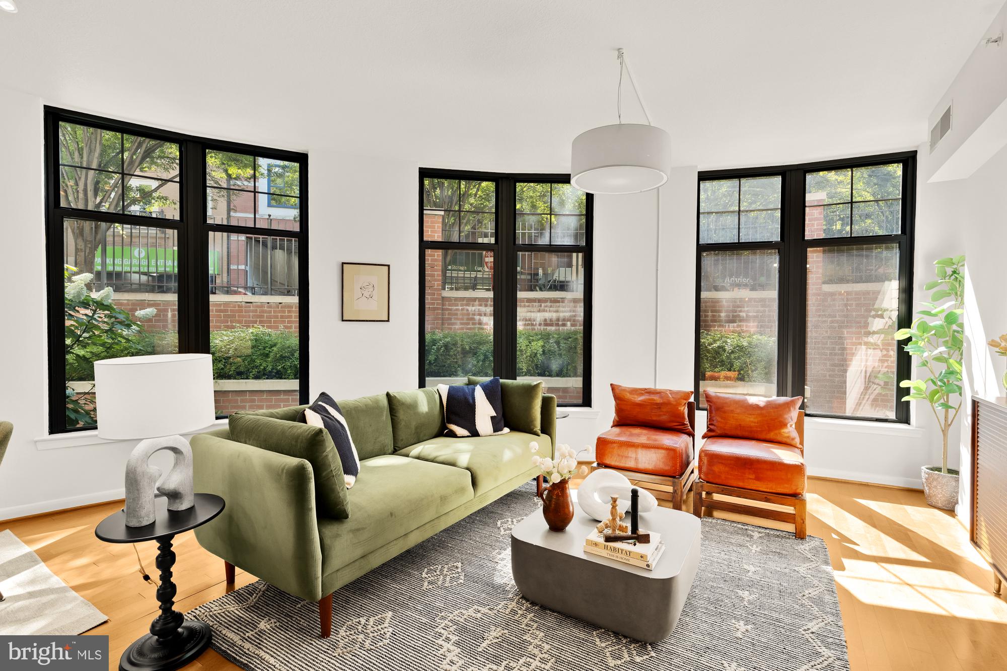 1021 N Garfield St #B37