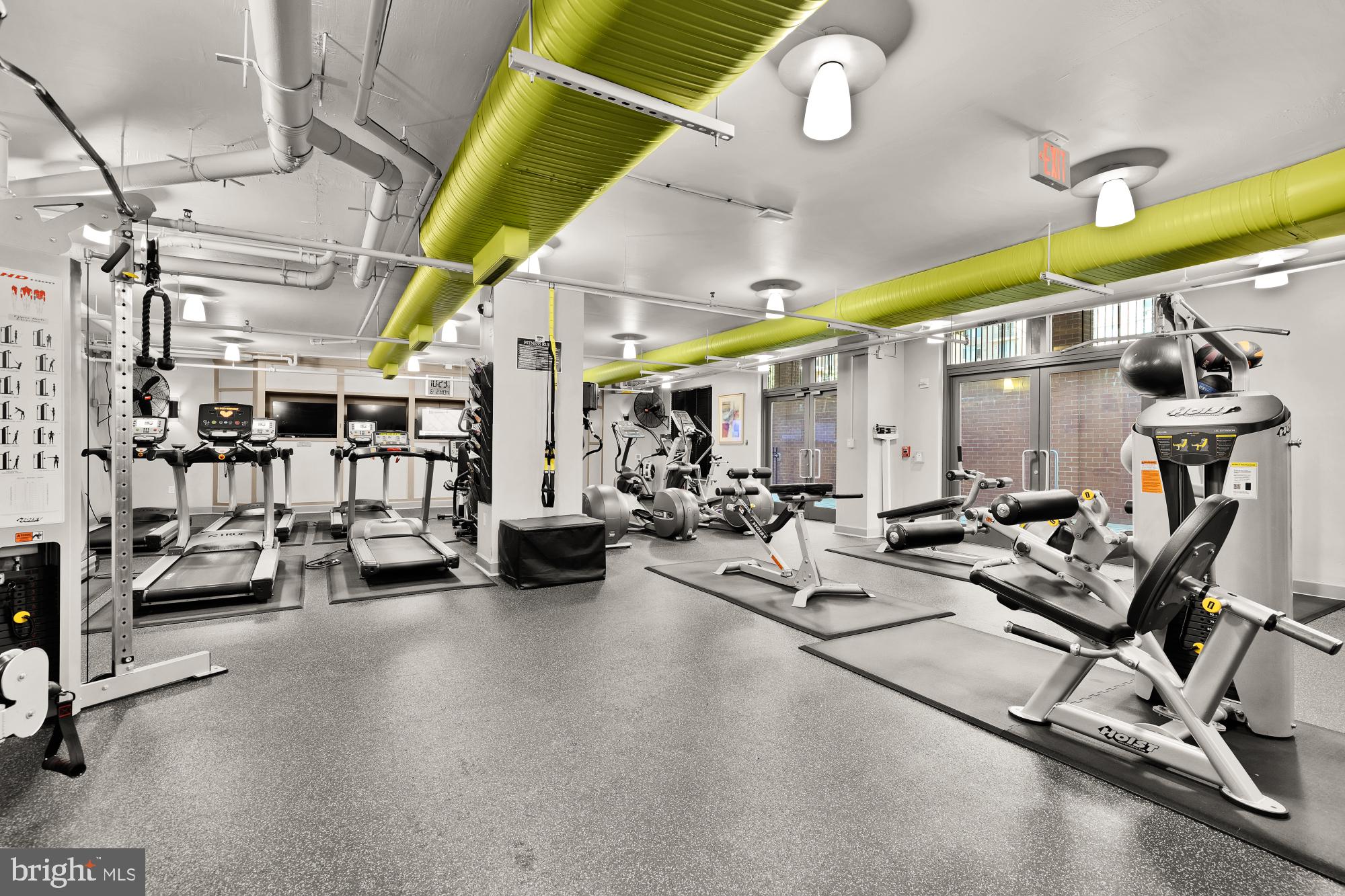 1021 N Garfield St #B37