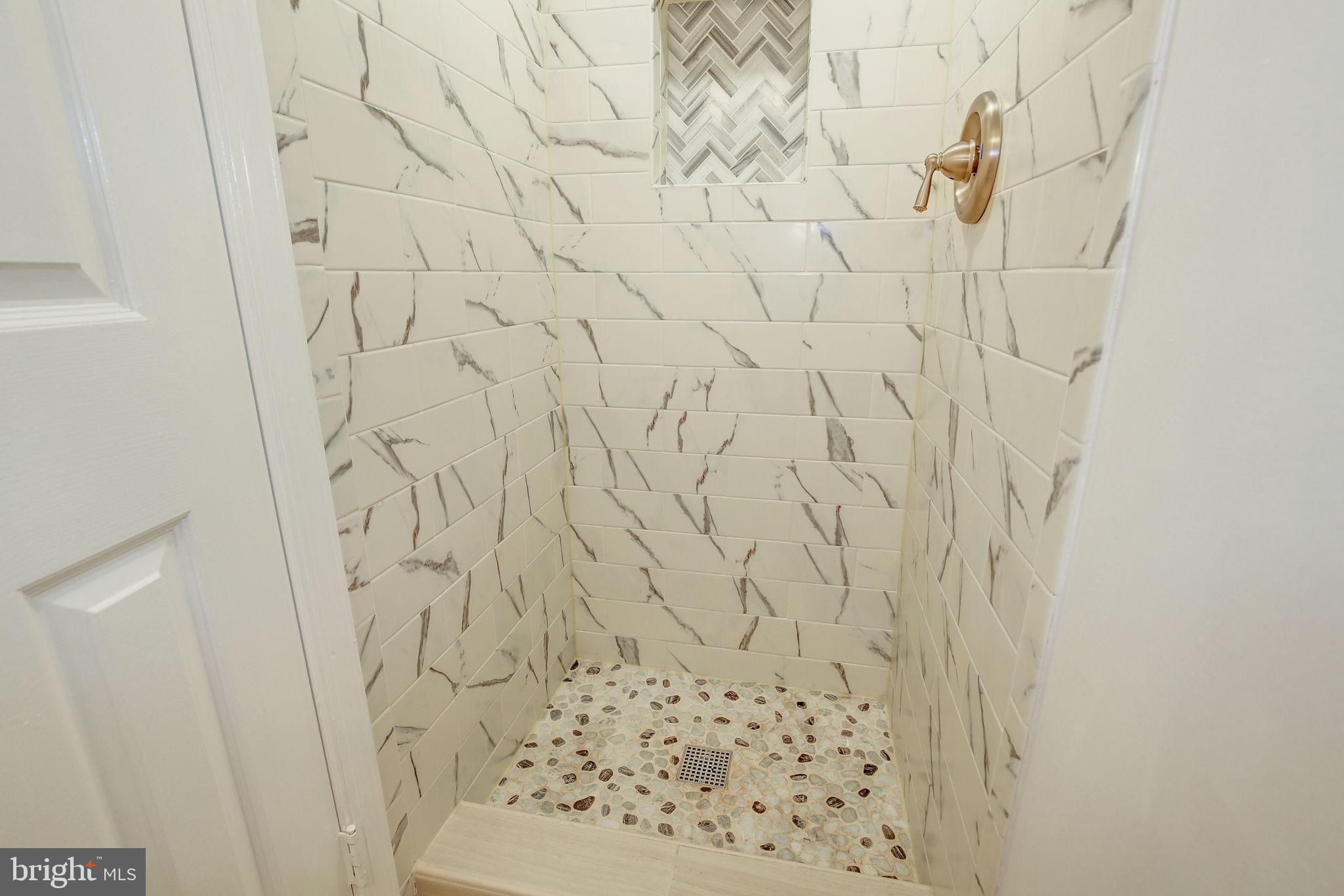 6707 WASHINGTON BOULEVARD C