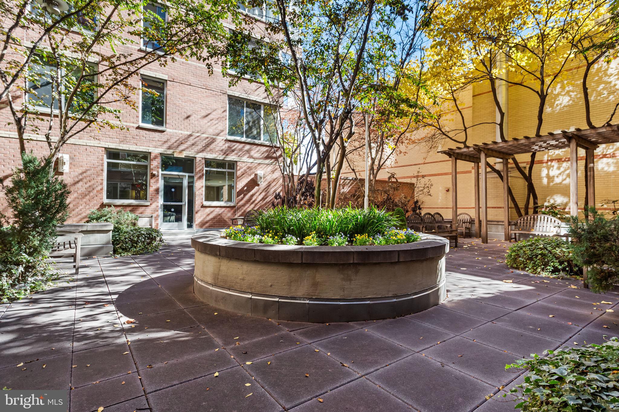 1020 N HIGHLAND STREET 621