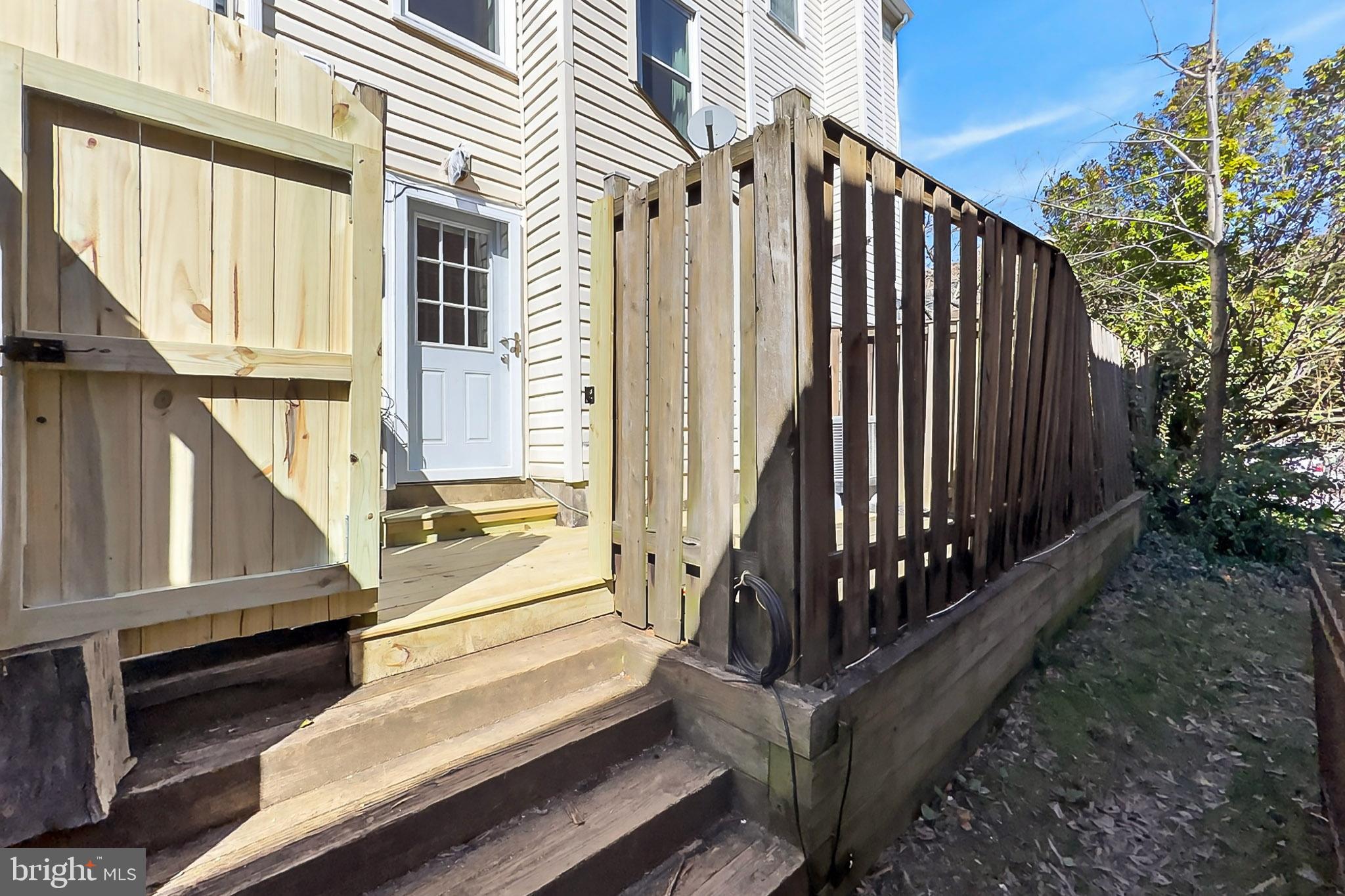 104 S WISE STREET