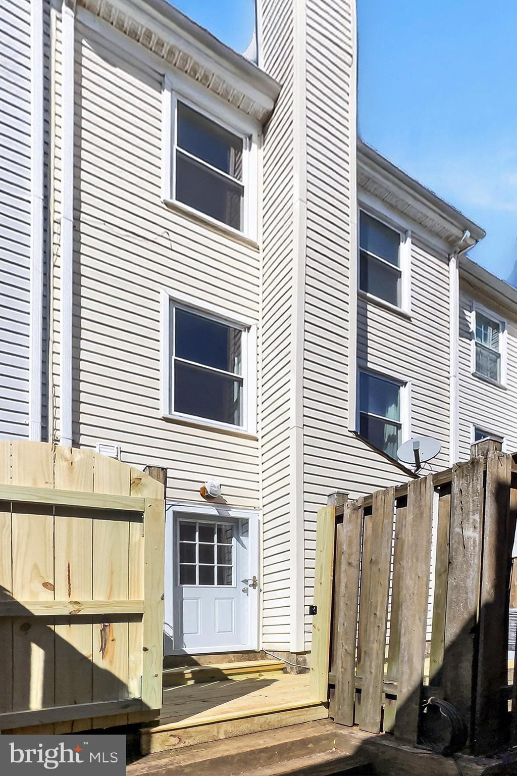 104 S WISE STREET