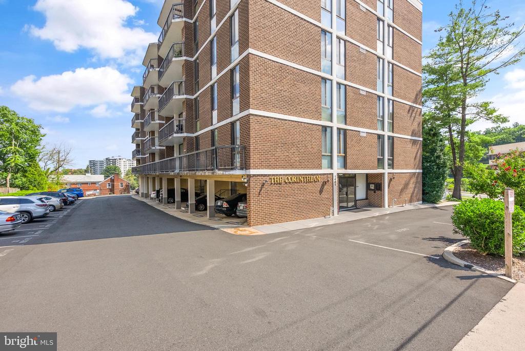 1401 N RHODES STREET 102