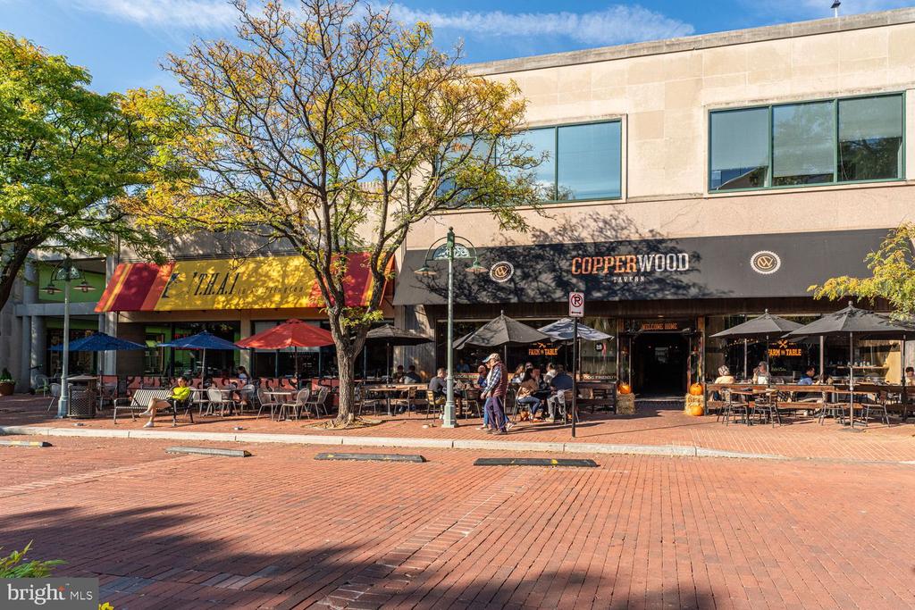 4520 36TH STREET S Unit: B2