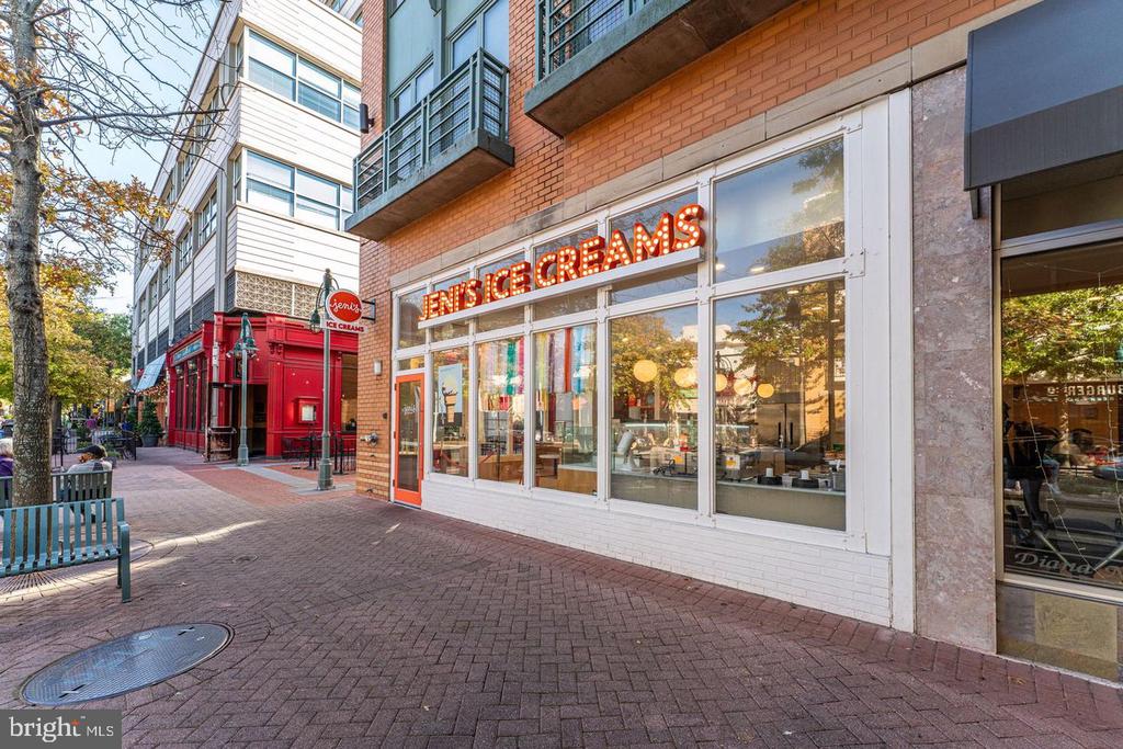 4520 36TH STREET S Unit: B2