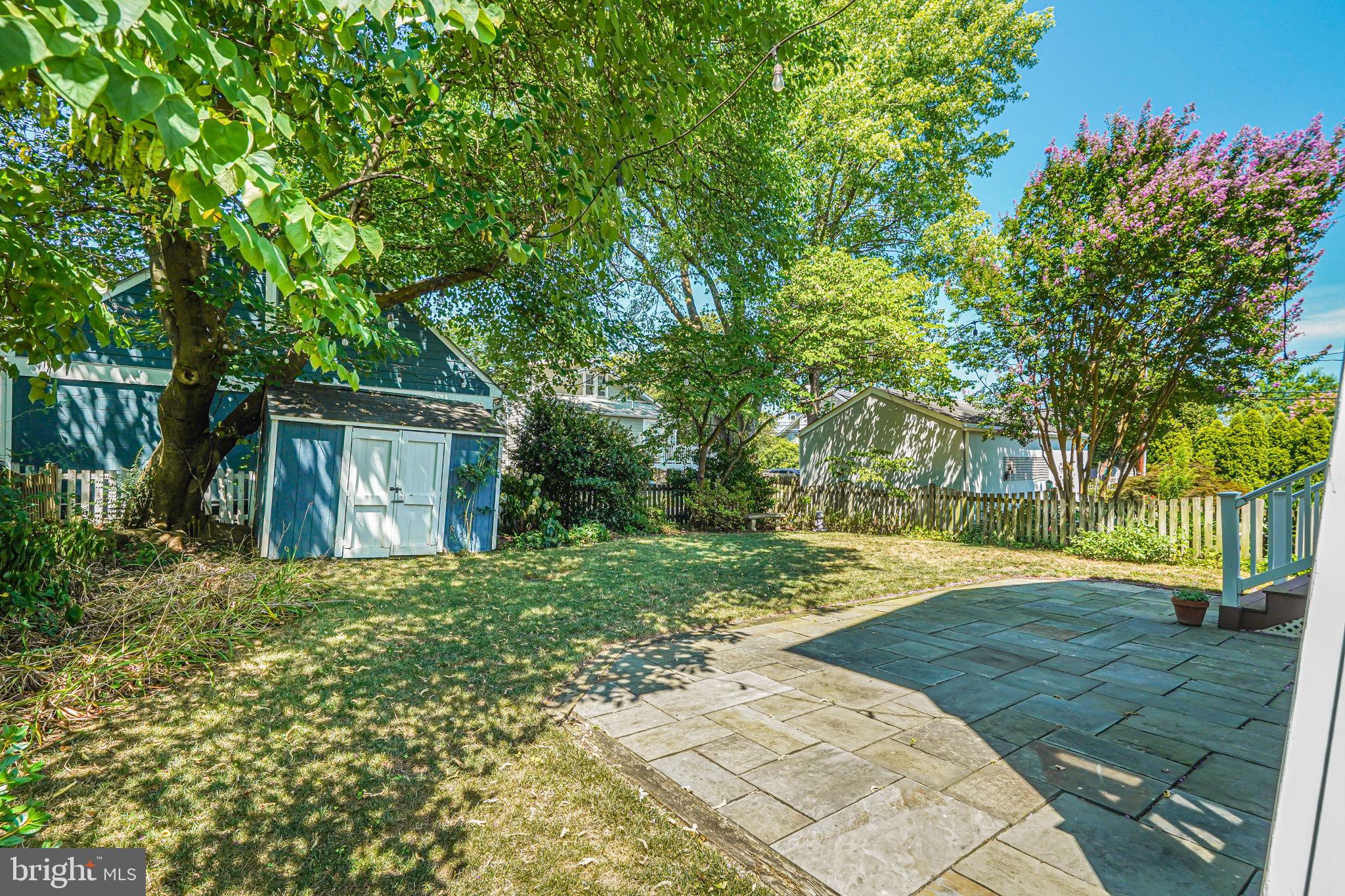 2508 Terrett Ave