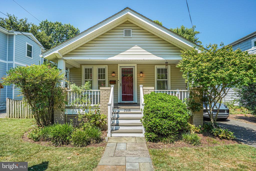 2508 Terrett Ave