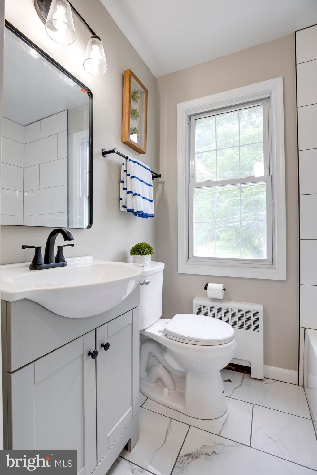 3306 LANDOVER STREET