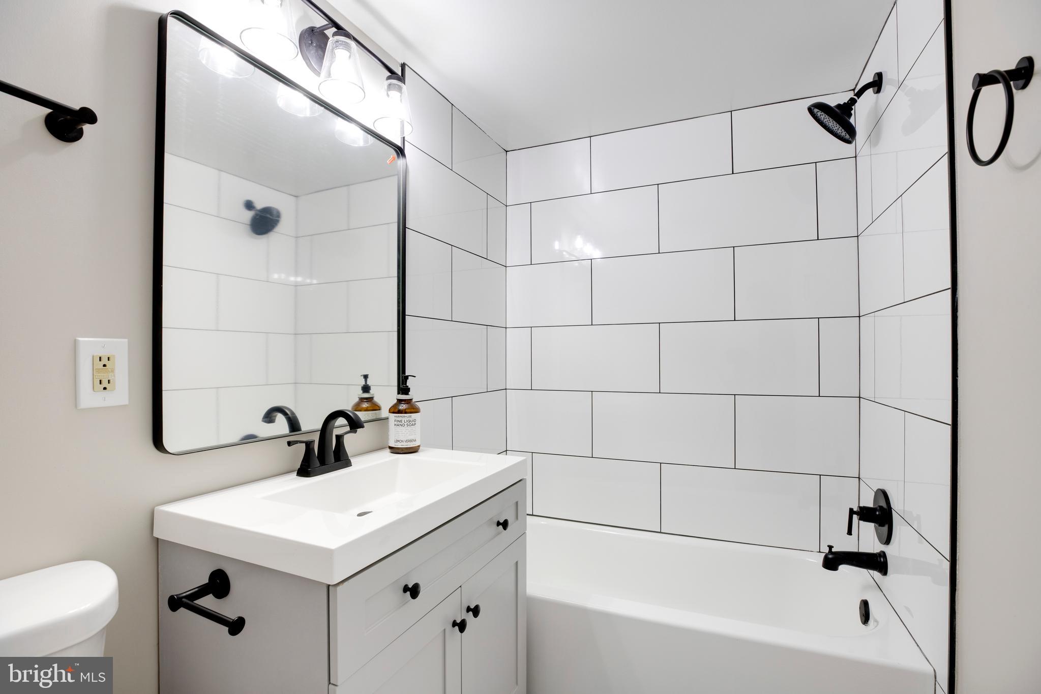 3306 LANDOVER STREET