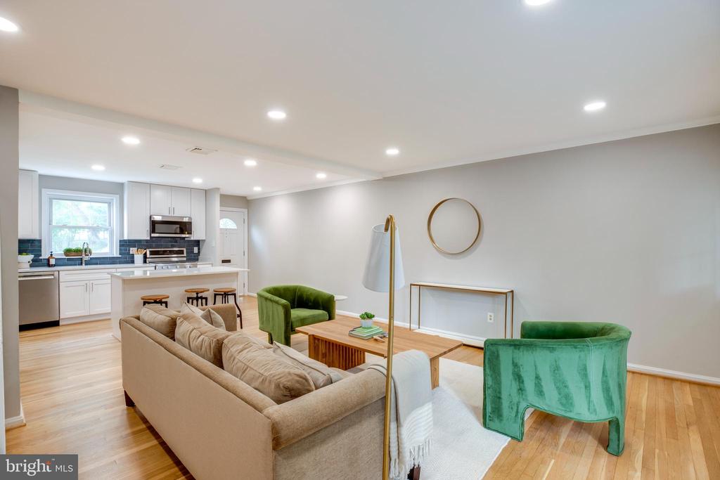 3306 LANDOVER STREET