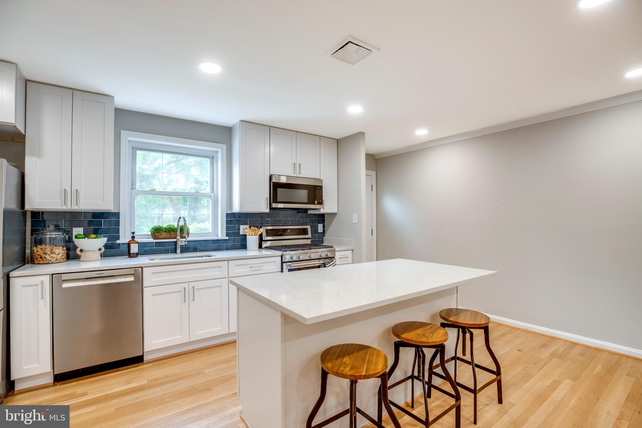 3306 LANDOVER STREET