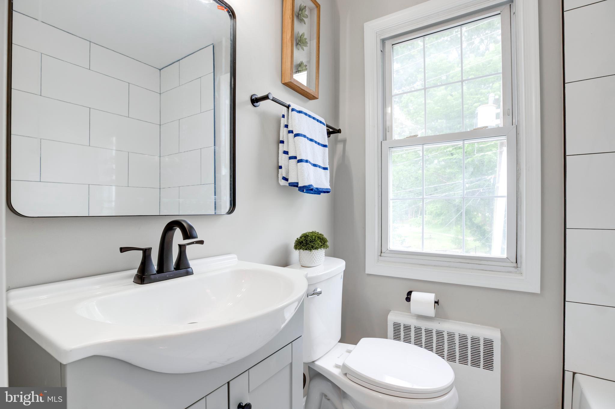 3306 LANDOVER STREET