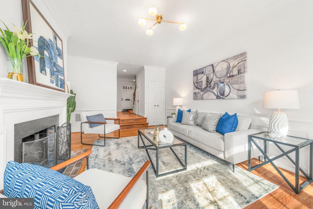 1220 MICHIGAN COURT