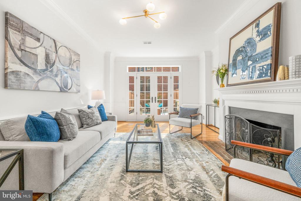 1220 MICHIGAN COURT