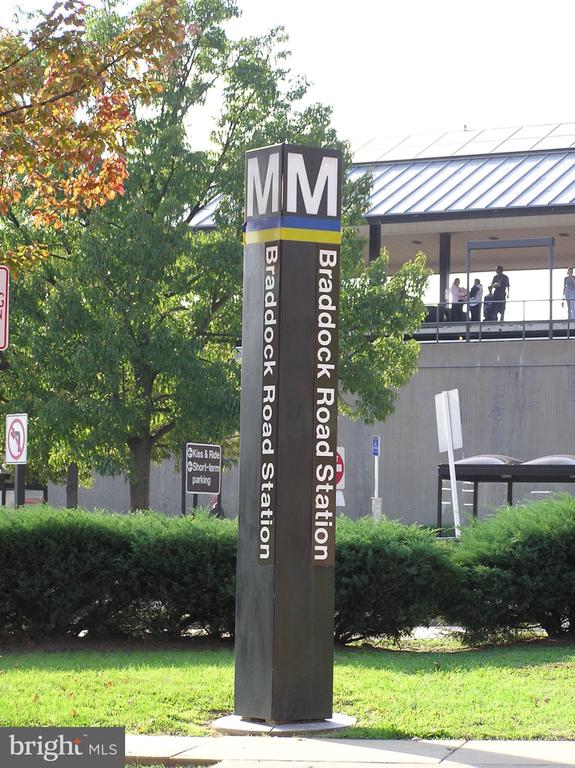 1220 MICHIGAN COURT
