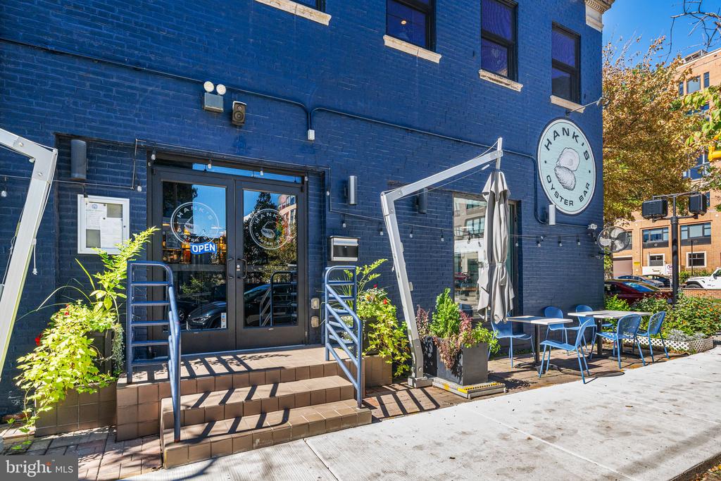 1220 MICHIGAN COURT