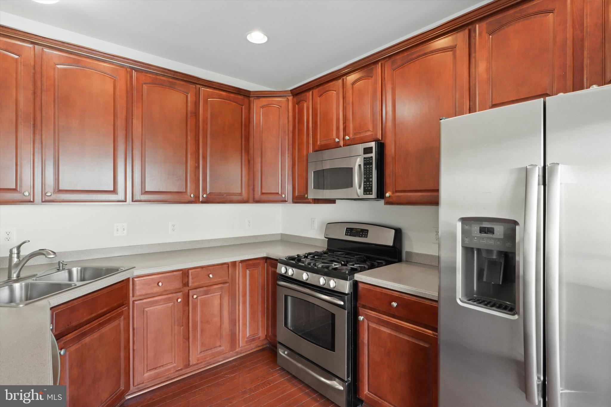 4457-B Beacon Grove Cir #705b