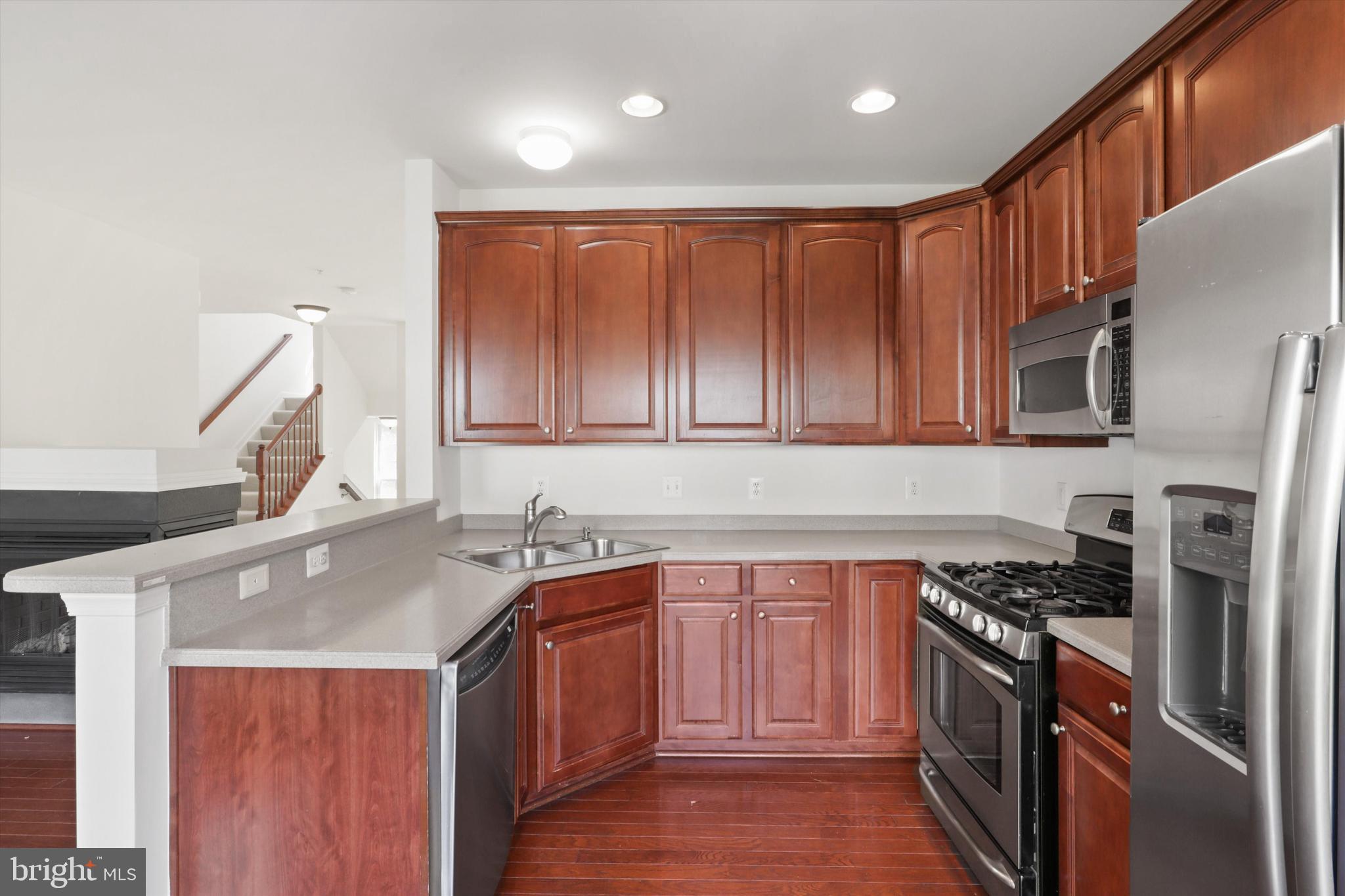 4457-B Beacon Grove Cir #705b