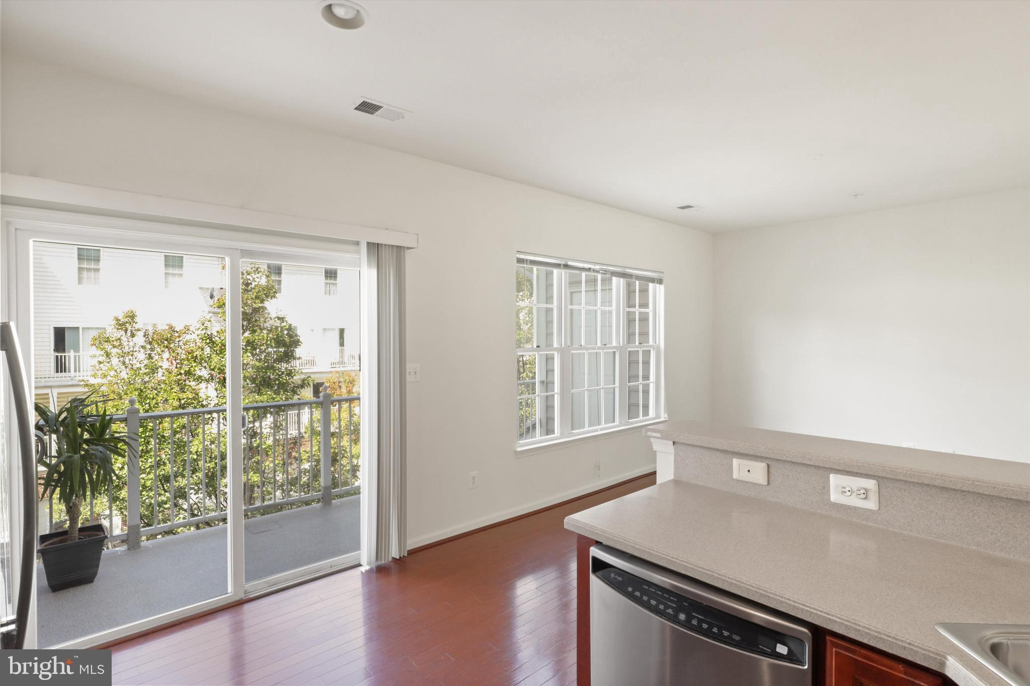 4457-B Beacon Grove Cir #705b