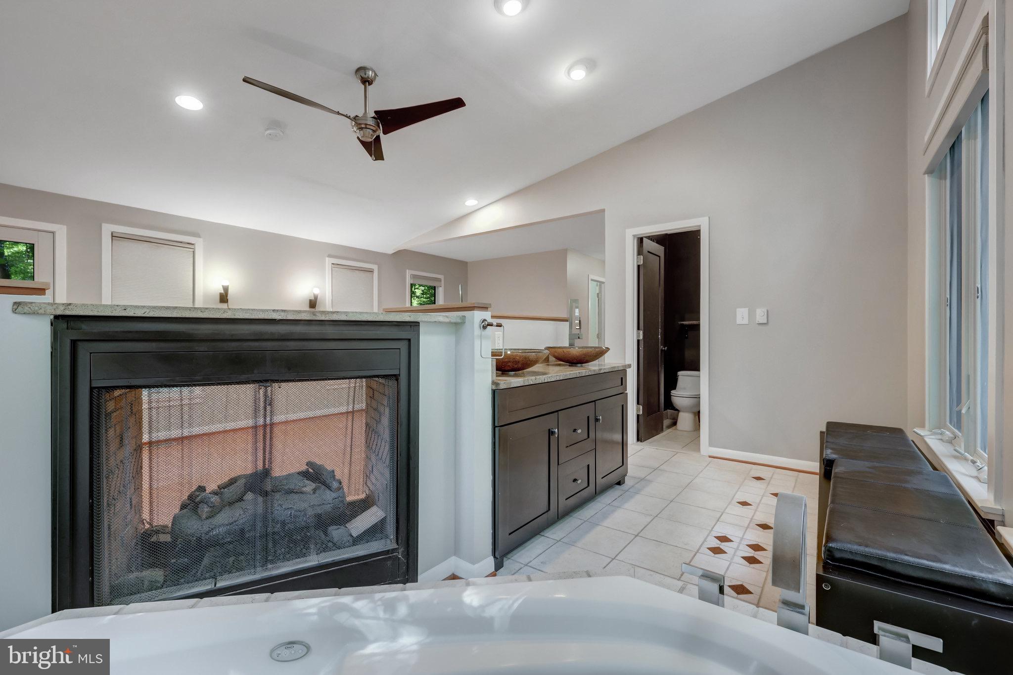 12711 Sabastian Dr