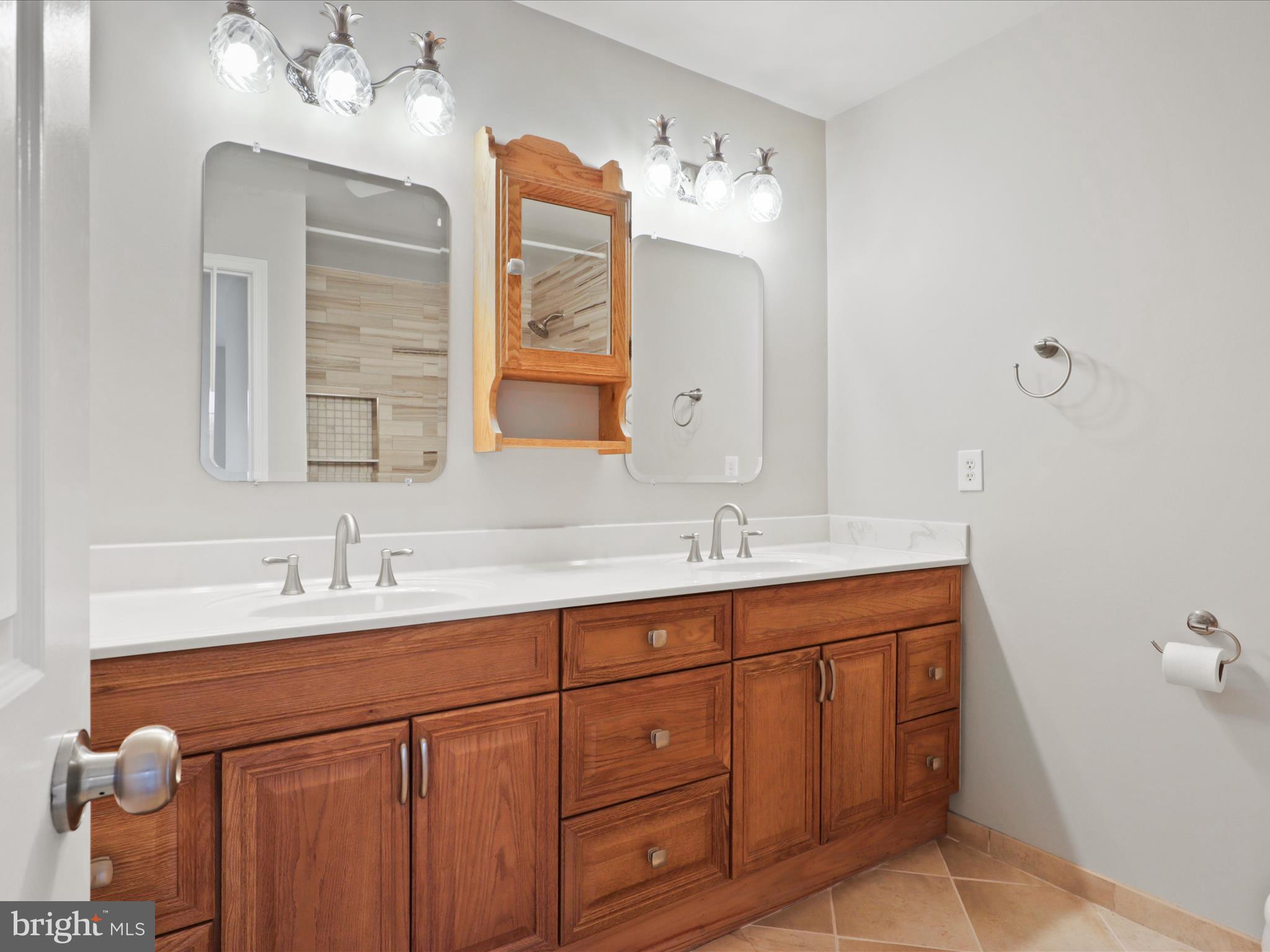 7110 Captains Cove Ct