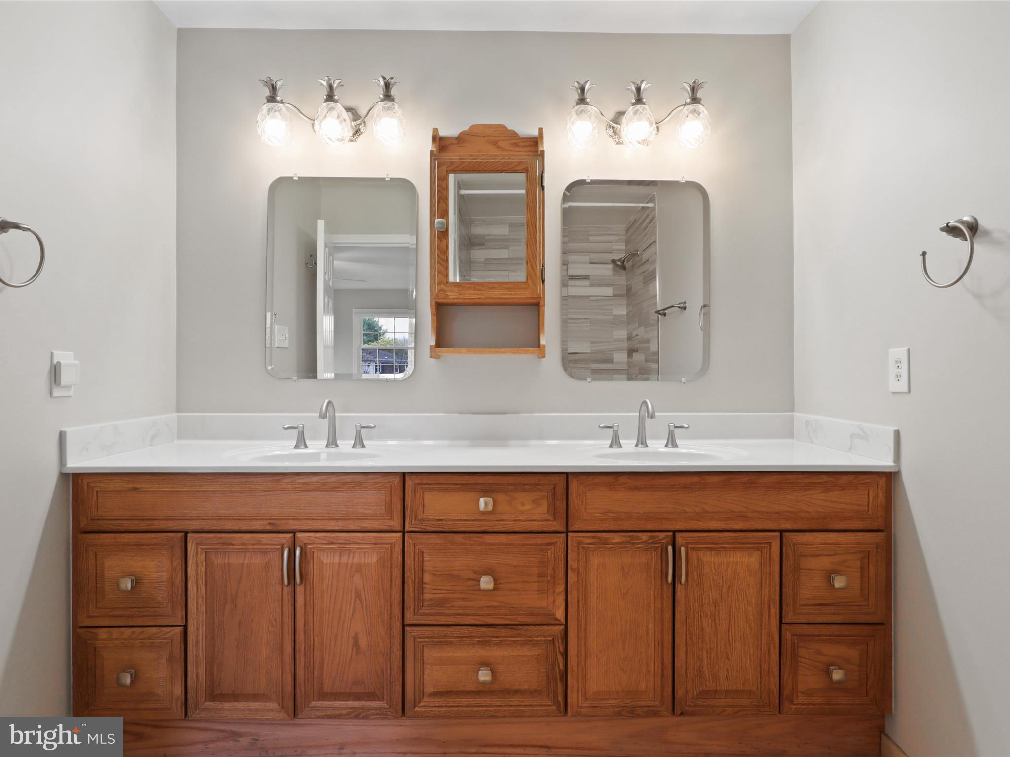 7110 Captains Cove Ct