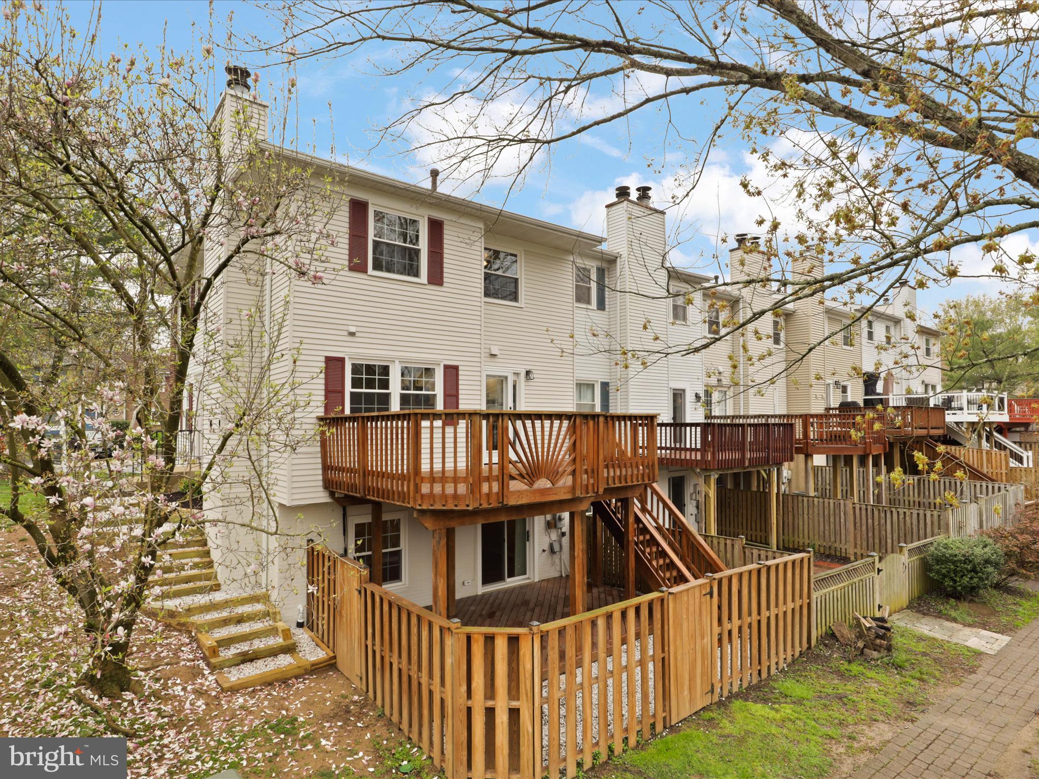 7110 Captains Cove Ct